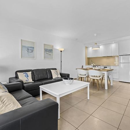 Casahost Bastian Boutique II Seaview Apartment Costa Teguise Exterior photo