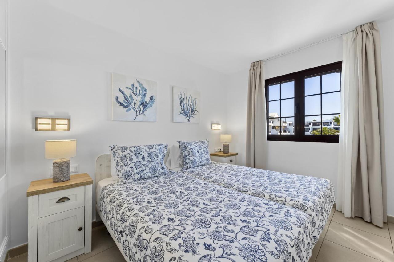 Casahost Bastian Boutique II Seaview Apartment Costa Teguise Exterior photo